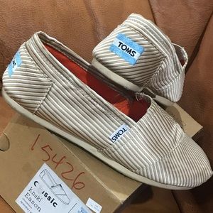 TOMS